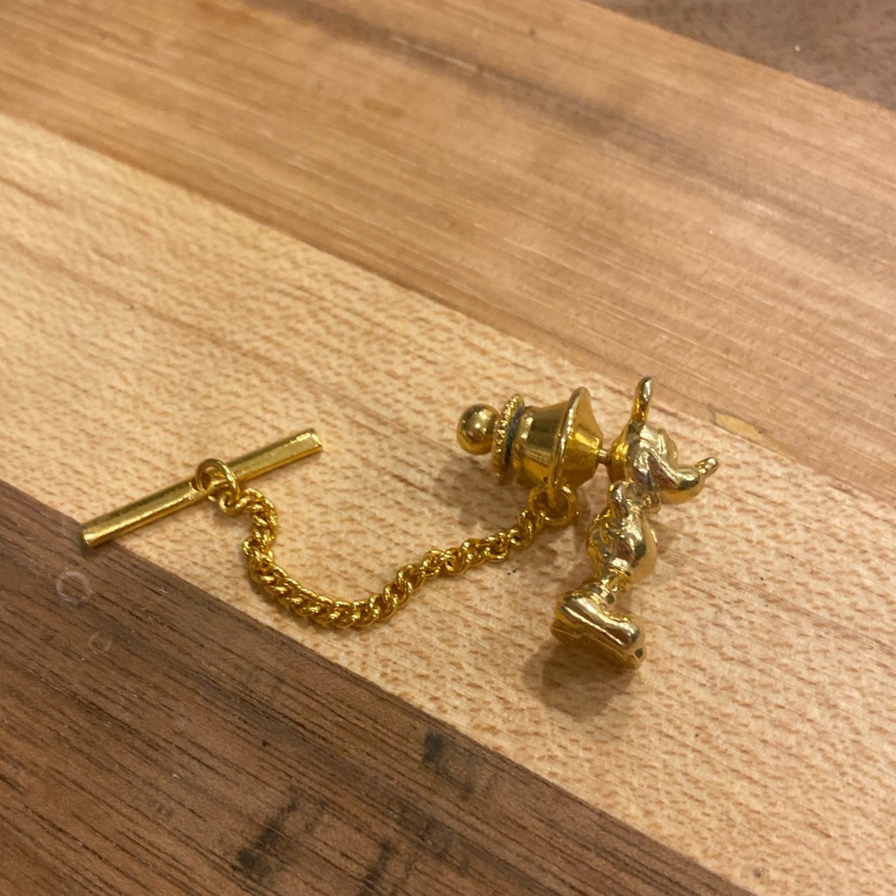 Disney Tie Tack with Chain Mickey Gold Tone MCM Vintage Men's Accessories - Picture 4 of 5